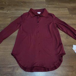 NWT Lularoe small burgundy valentina button up
